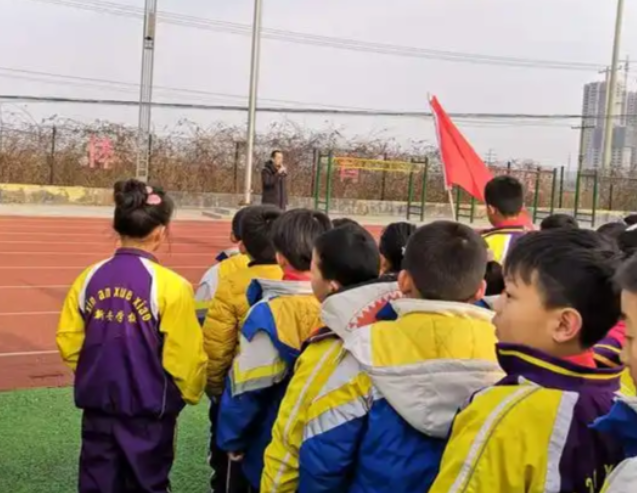 生长渠道推进教师从技能使用者向数字教育生态共建者转型 生长渠道推进教师从技能使用者向数字教育生态共建者转型